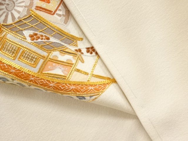  未使用品　仕立て上がり　山車模様刺繍一つ紋訪問着